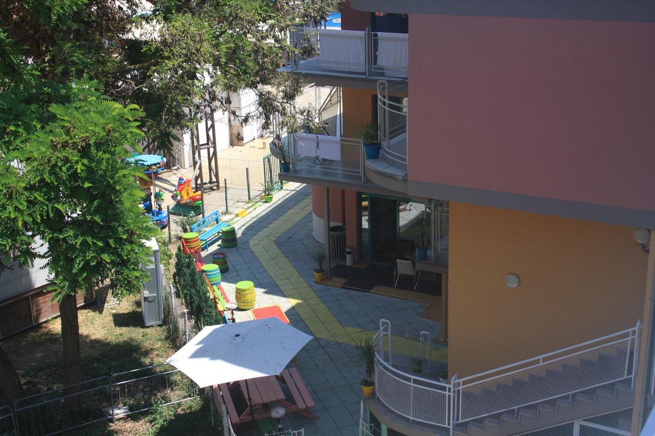 Hotel Largo Sunny Beach Eksteriør billede